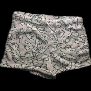 Cinnamoroll [Sanrio] Fuzzy pajama shorts with pockets✨